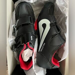 Brand New: Size 40 Peloton Cycling Shoes w/ Delta Cleats Included